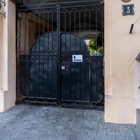 Хостел Friends House Odesa Exterior foto