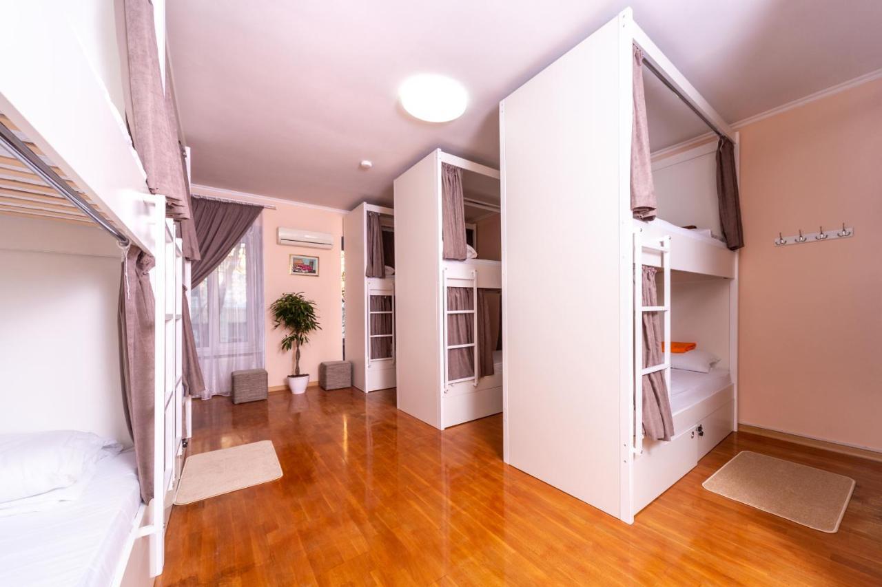 Хостел Friends House Odesa Exterior foto